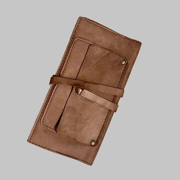 Handmade Taupe Leather Wallet with Fern Leaf Print - Picture 2 of 7